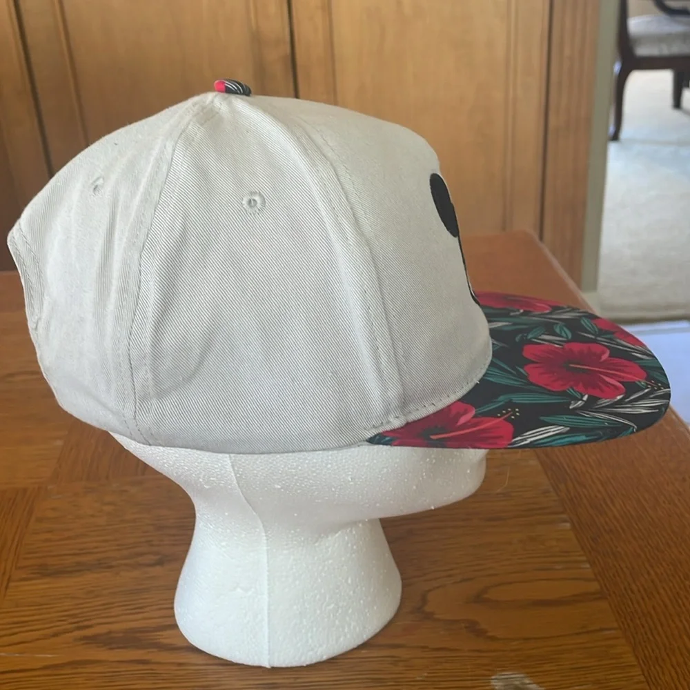 Disney Hawaiian Cap adjustable - Picture 2 of 9